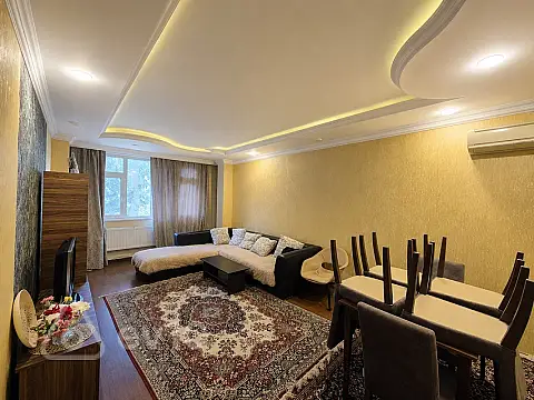Satılır 3 otaqlı köhnə tikili 65 m² — Bakı, Yasamal 3 otaq 65.00 m²