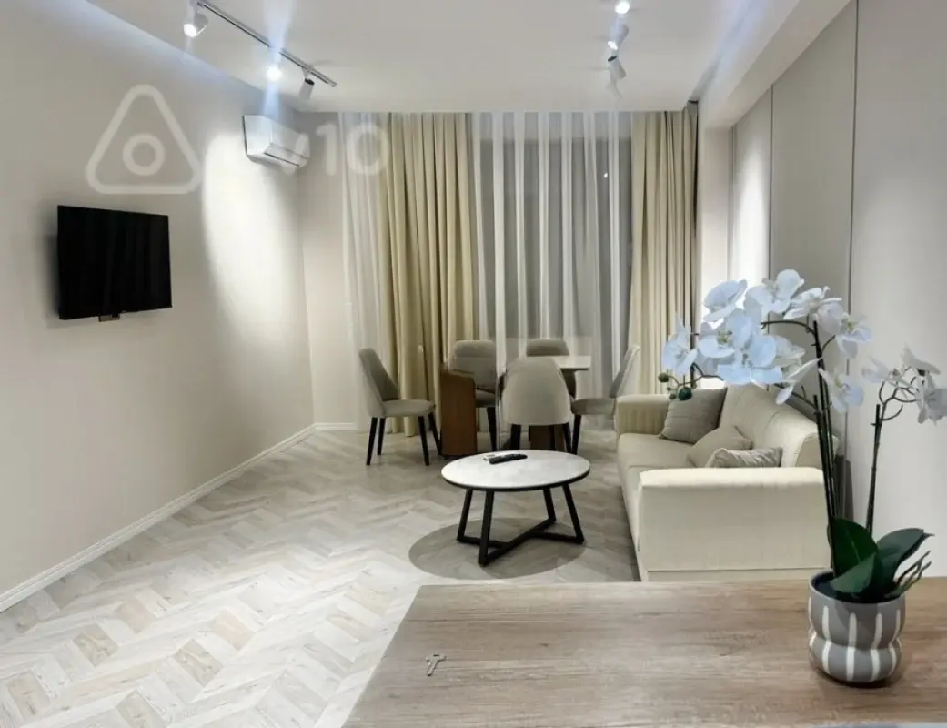 Kirayə verilir 2 otaqlı yeni tikili 84 m²