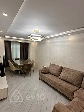 Satılır 3 otaqlı köhnə tikili 90 m² — Bakı, Suraxanı 3 otaq 90.00 m²