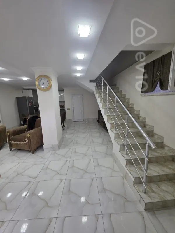 Kirayə verilir 4 otaqlı həyət evi 100 m²