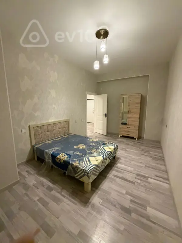 Kirayə verilir 2 otaqlı yeni tikili 68 m²