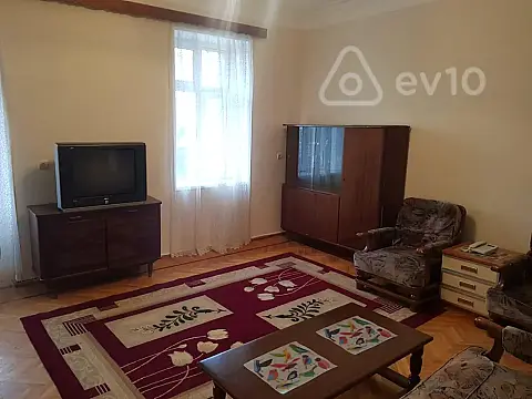 Kirayə verilir 3 otaqlı köhnə tikili 75 m² — Bakı, Nərimanov 3 otaq 75.00 m²