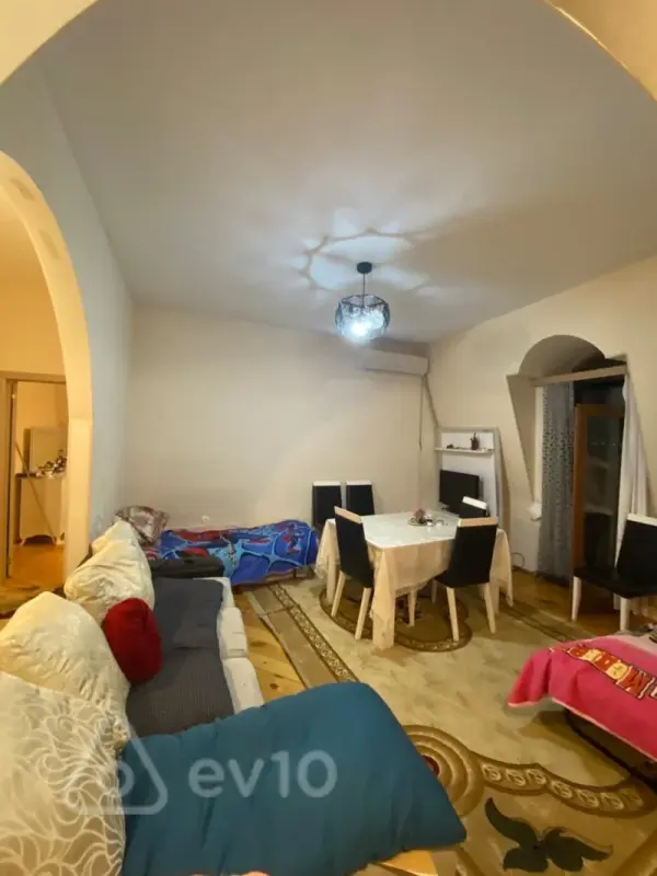 Kirayə verilir 2 otaqlı yeni tikili 47 m²