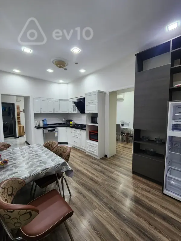 Kirayə verilir 3 otaqlı yeni tikili 105 m²