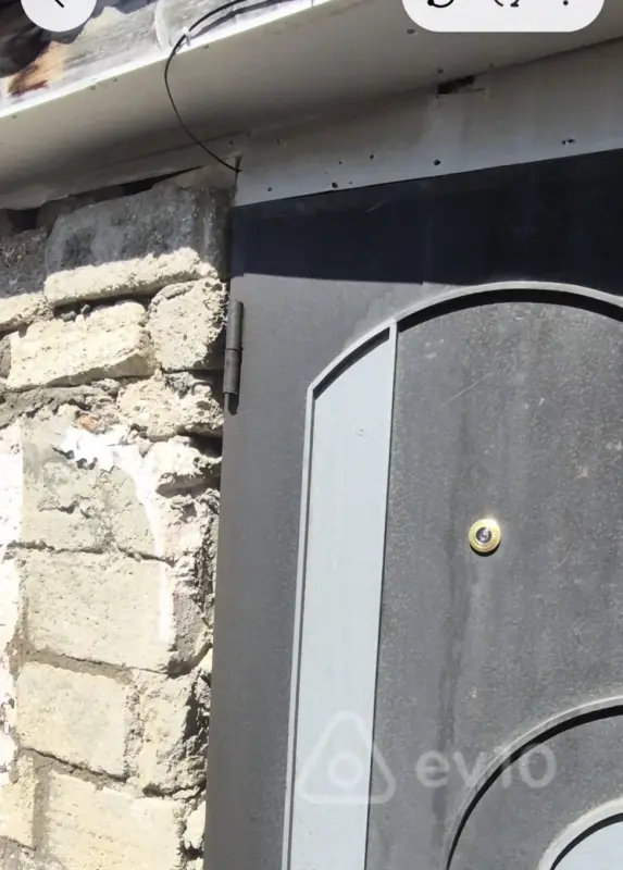 Satılır 5 otaqlı köhnə tikili 200 m²