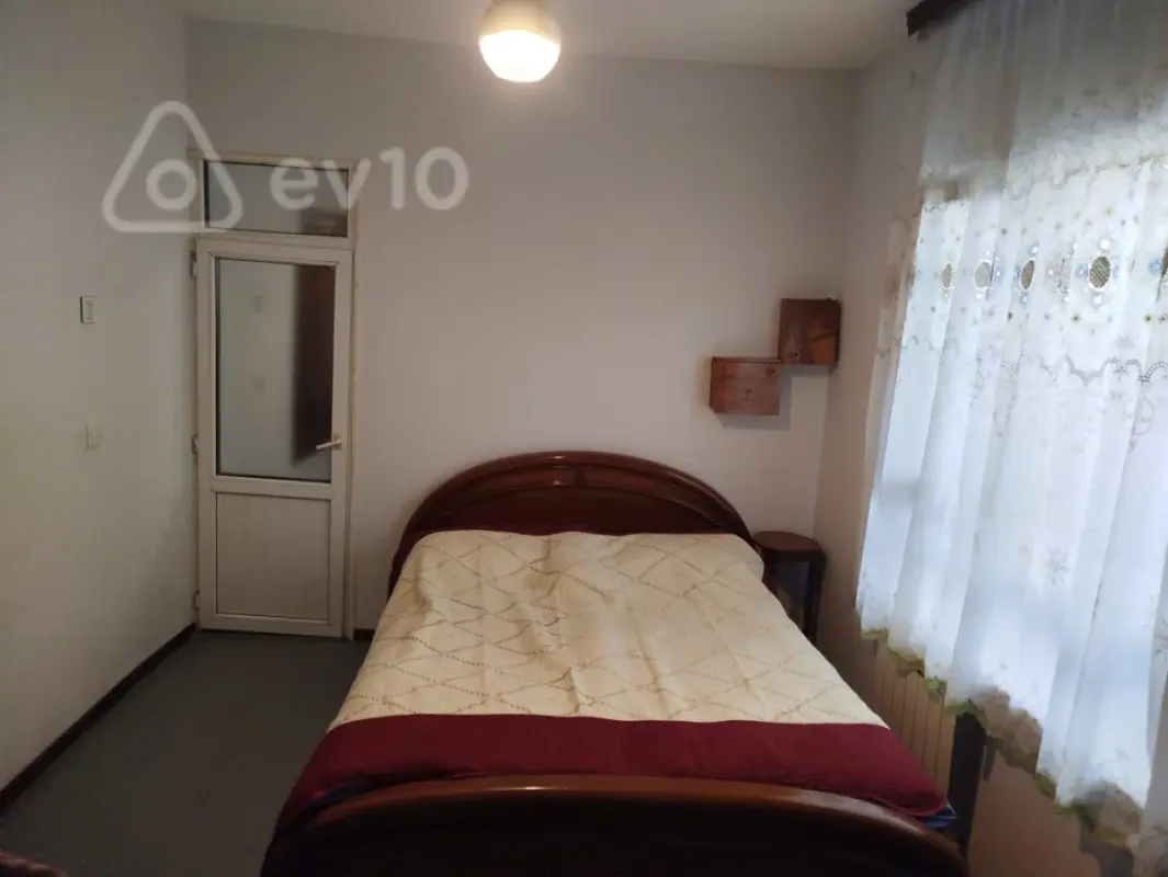 Kirayə verilir 2 otaqlı həyət evi 40 m²