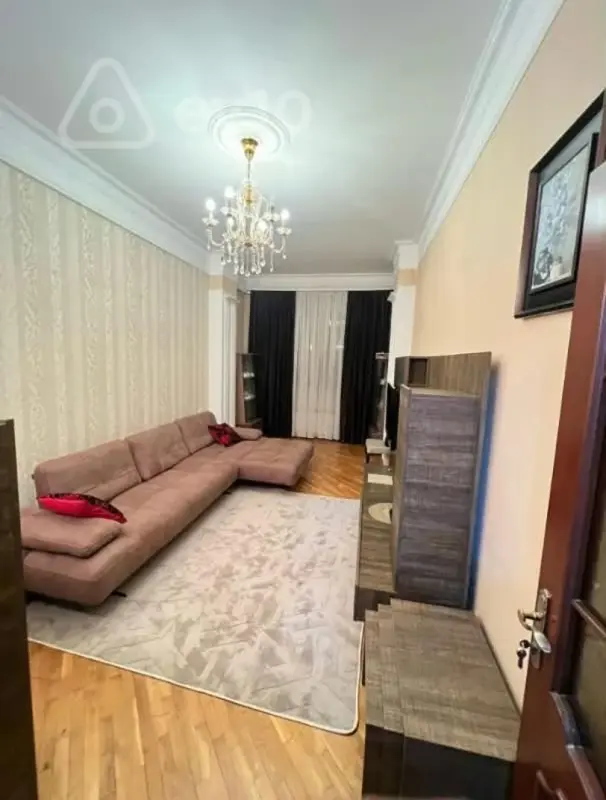 Kirayə verilir 2 otaqlı yeni tikili 70 m²