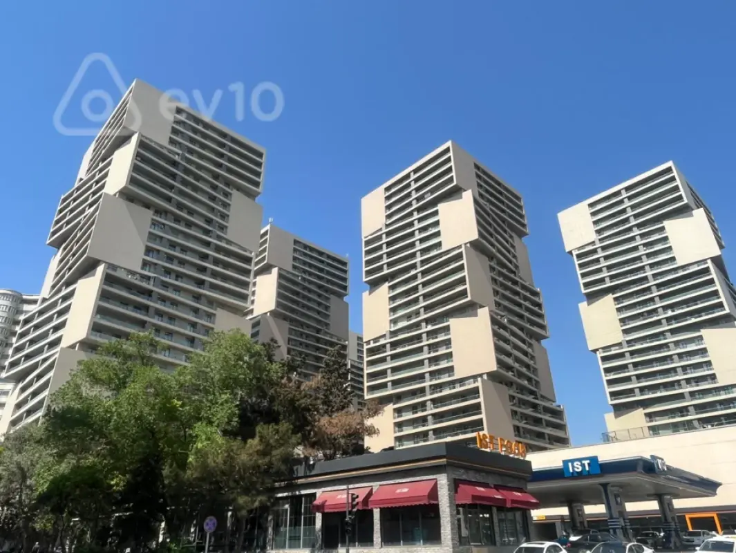 Kirayə verilir 2 otaqlı yeni tikili 64 m²