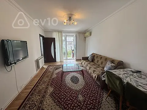 Kirayə verilir 3 otaqlı köhnə tikili 70 m² — Bakı, Nəsimi 3 otaq 70.00 m²