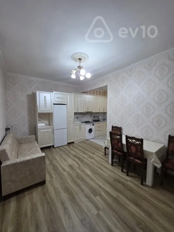 Kirayə verilir 2 otaqlı həyət evi 85 m²