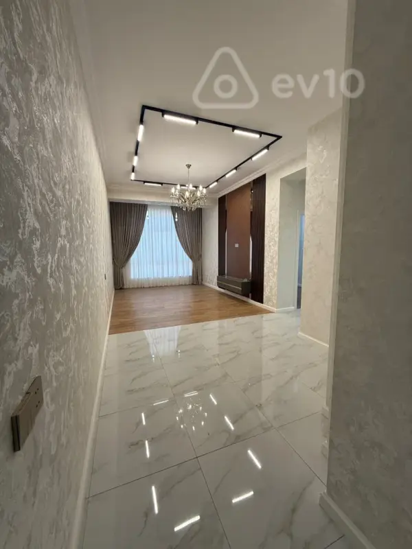 Satılır 3 otaqlı yeni tikili 79 m²