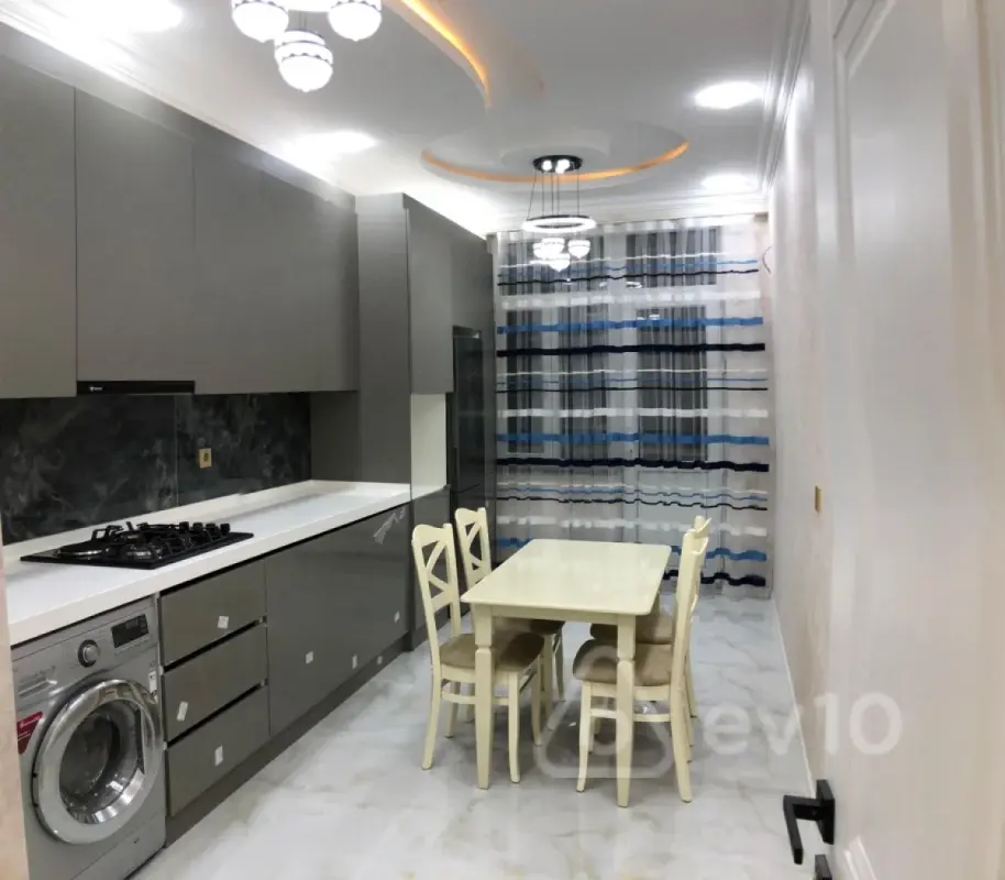 Kirayə verilir 3 otaqlı yeni tikili 110 m²
