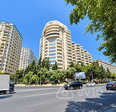 Satılır 3 otaqlı yeni tikili 136 m² — Bakı, Binəqədi 3 otaq 136.00 m²