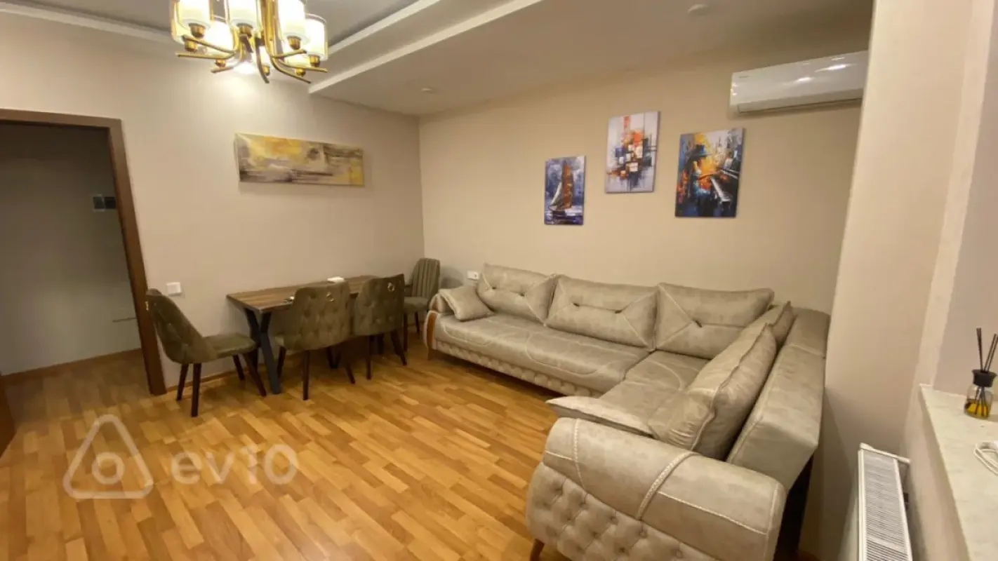 Kirayə verilir 2 otaqlı yeni tikili 55 m²