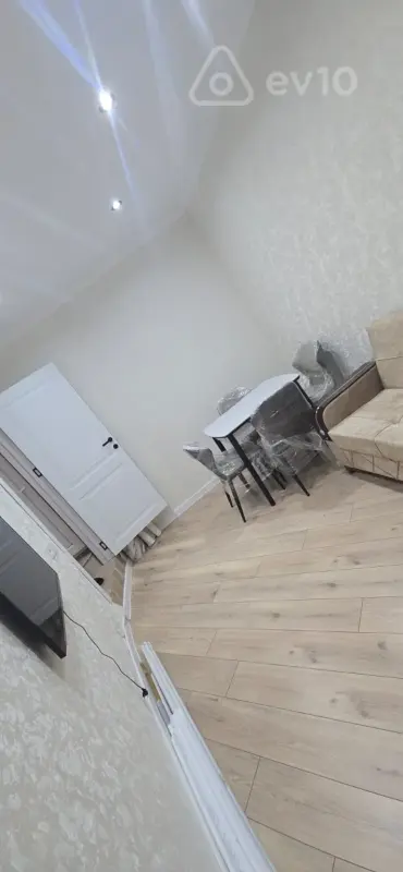 Kirayə verilir 2 otaqlı yeni tikili 35 m²