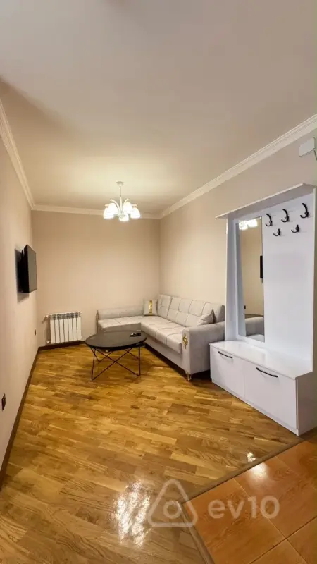 Kirayə verilir 2 otaqlı yeni tikili 45 m²