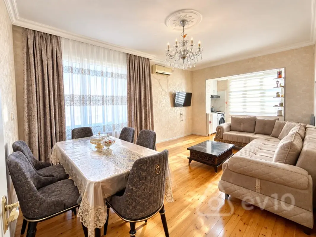 Satılır 2 otaqlı köhnə tikili 41 m²