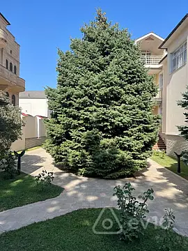 Satılır 8 otaqlı həyət evi 600 m² — Bakı, Nəsimi 8 otaq 600.00 m²