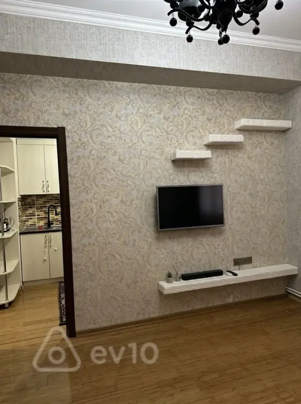 Kirayə verilir 2 otaqlı yeni tikili 45 m²