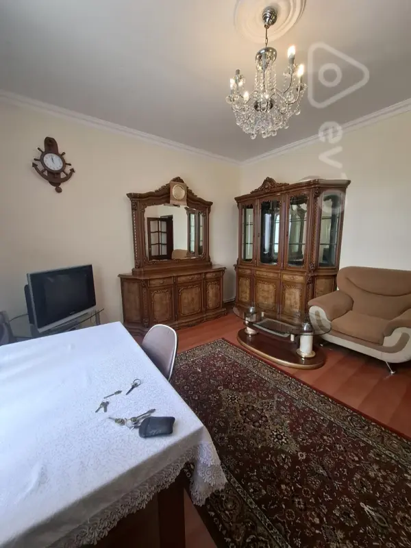 Kirayə verilir 2 otaqlı yeni tikili 50 m²