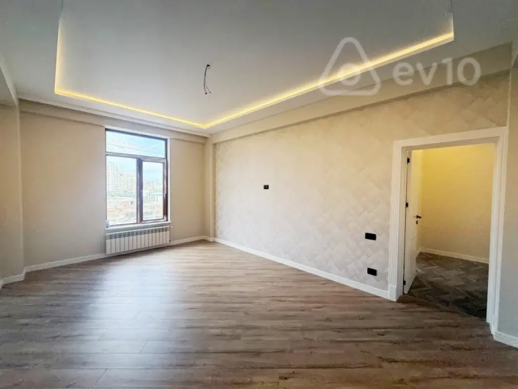 Satılır 2 otaqlı yeni tikili 70 m²