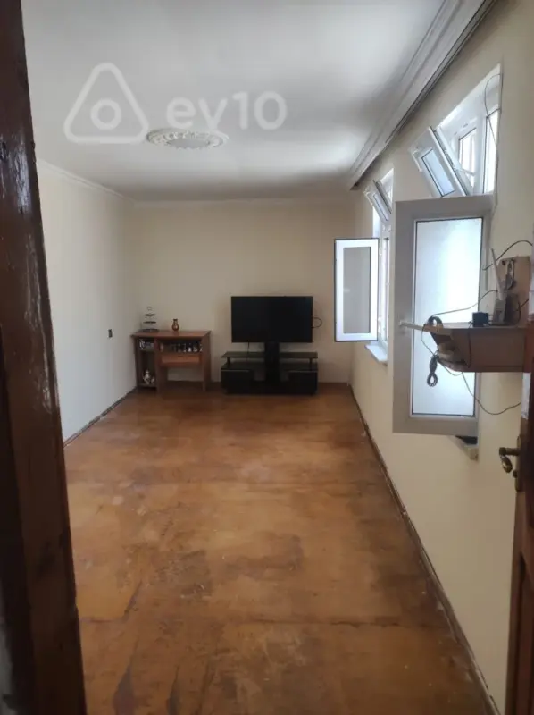 Kirayə verilir 2 otaqlı həyət evi 60 m²