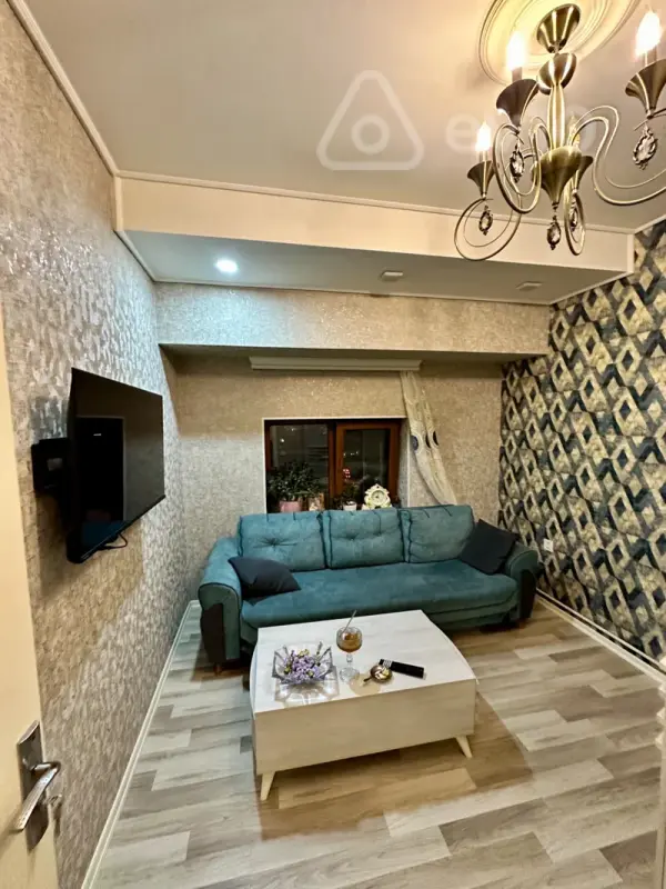 Kirayə verilir 2 otaqlı yeni tikili 50 m²