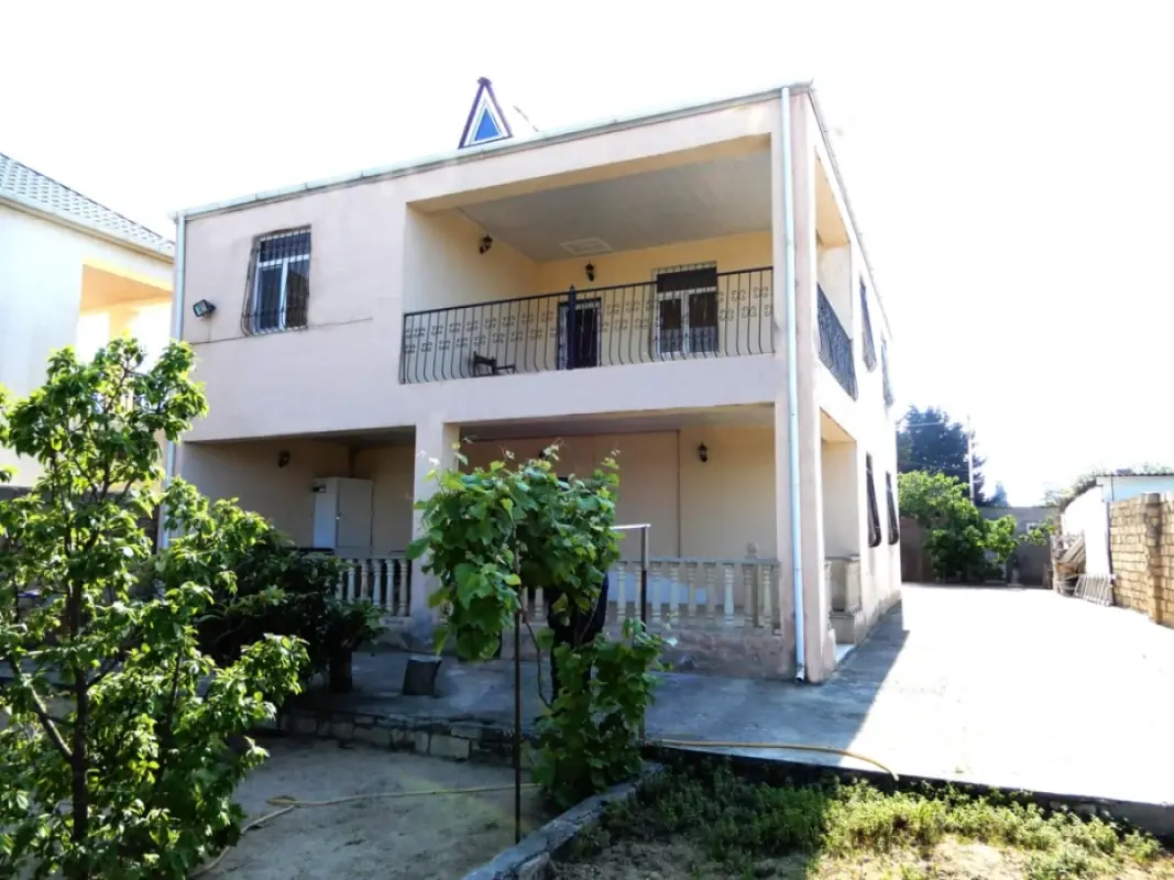 Kirayə verilir 5 otaqlı həyət evi 170 m²