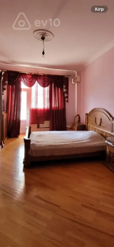 Kirayə verilir 4 otaqlı yeni tikili 165 m²