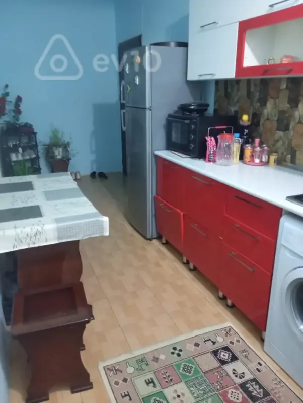 Kirayə verilir 2 otaqlı yeni tikili 70 m²