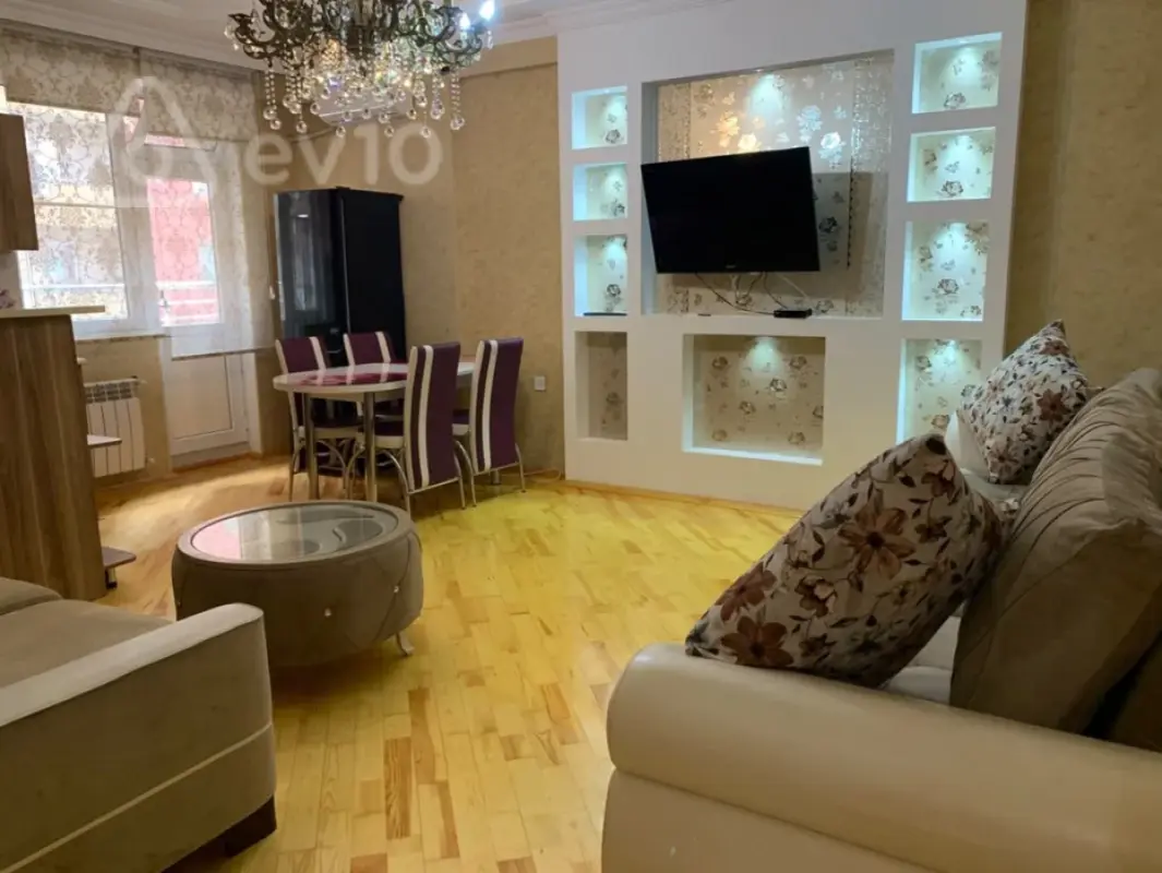 Kirayə verilir 21 otaqlı yeni tikili 70 m²