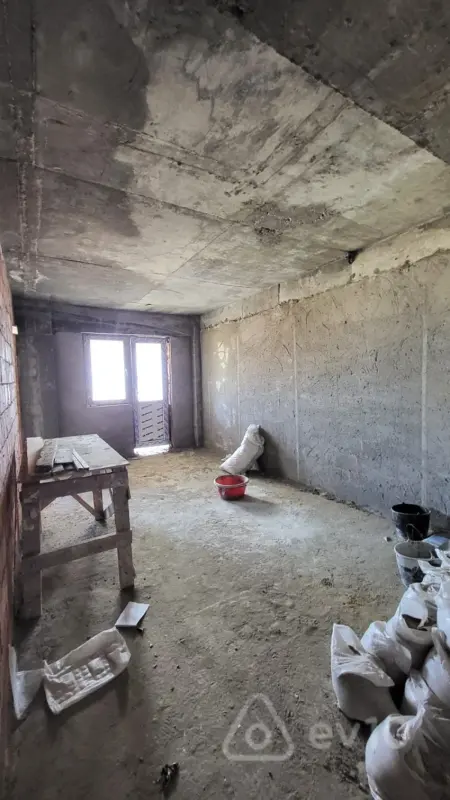Satılır 2 otaqlı yeni tikili 75 m²