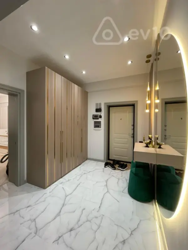 Satılır 3 otaqlı yeni tikili 112.5 m²