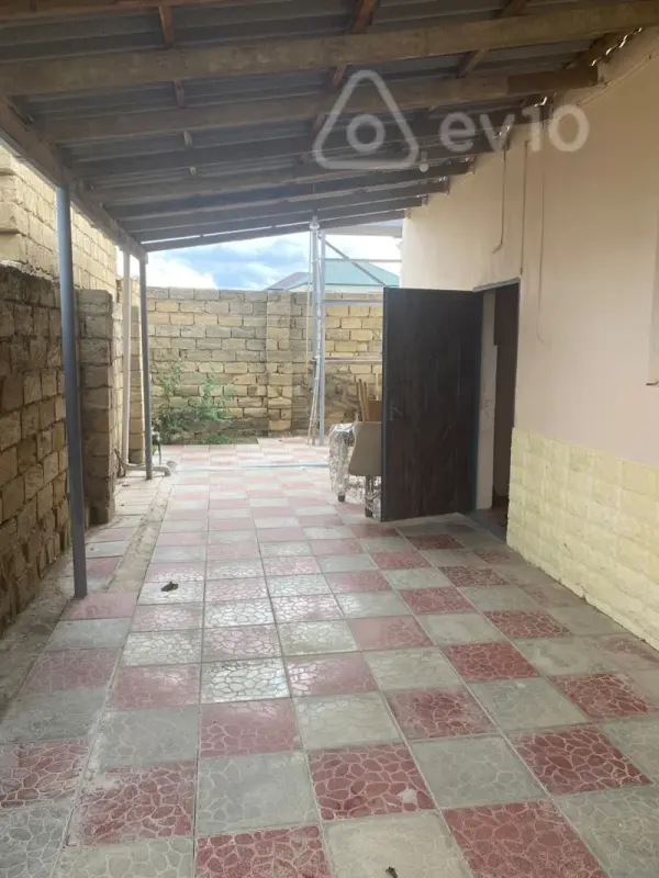 Satılır 2 otaqlı həyət evi 53 m²