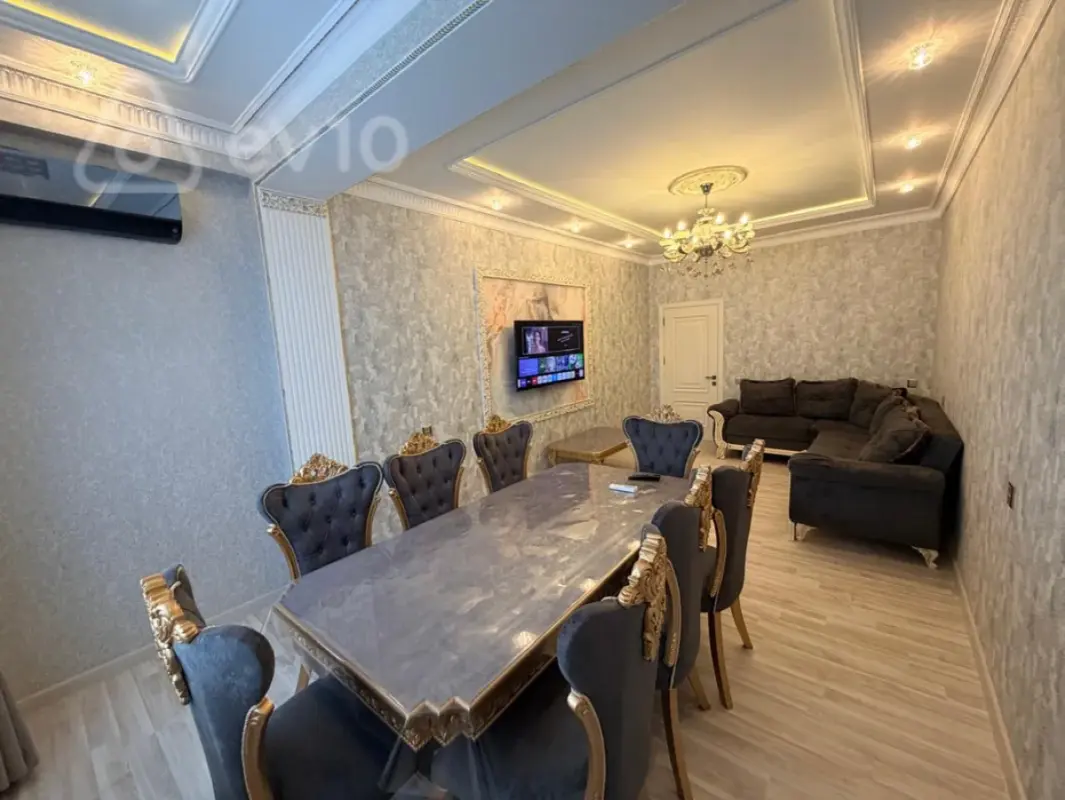 Satılır 2 otaqlı yeni tikili 115 m²