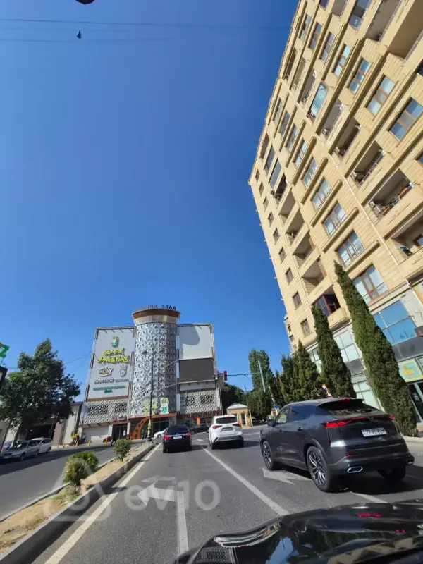 Kirayə verilir 2 otaqlı yeni tikili 80 m²