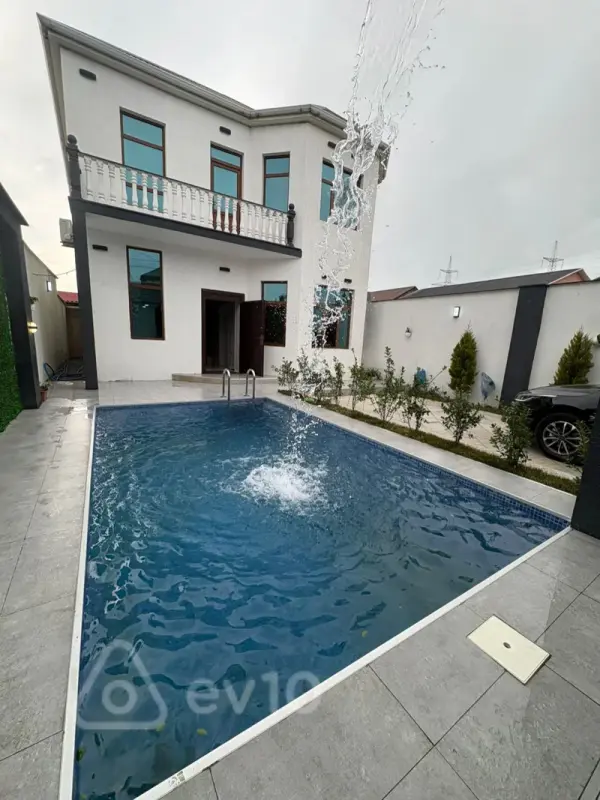 Satılır 4 otaqlı həyət evi 120 m²