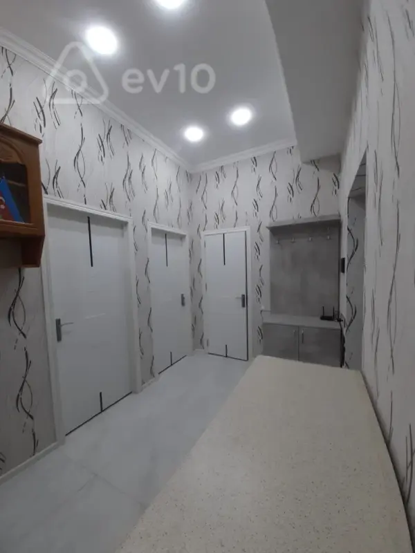 Kirayə verilir 2 otaqlı yeni tikili 48 m²