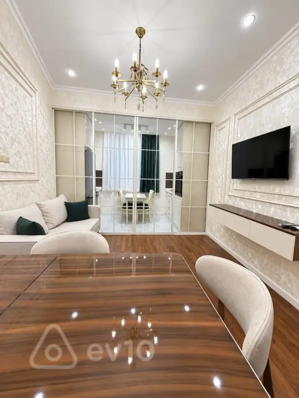 Kirayə verilir 2 otaqlı yeni tikili 60 m²