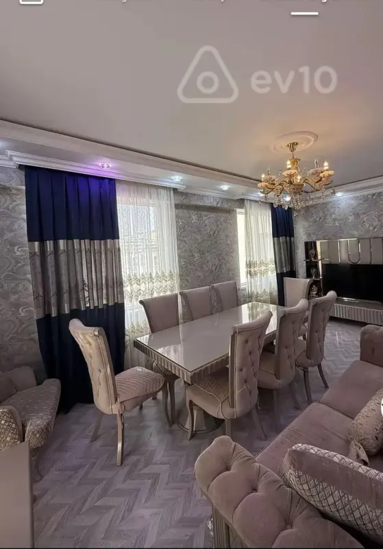 Satılır 3 otaqlı yeni tikili 110 m²