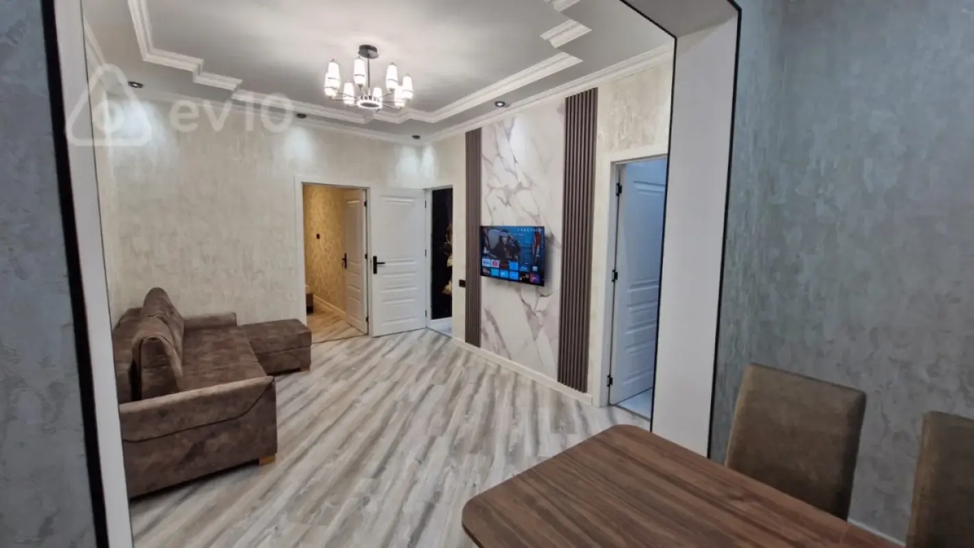 Kirayə verilir 2 otaqlı köhnə tikili 45 m²