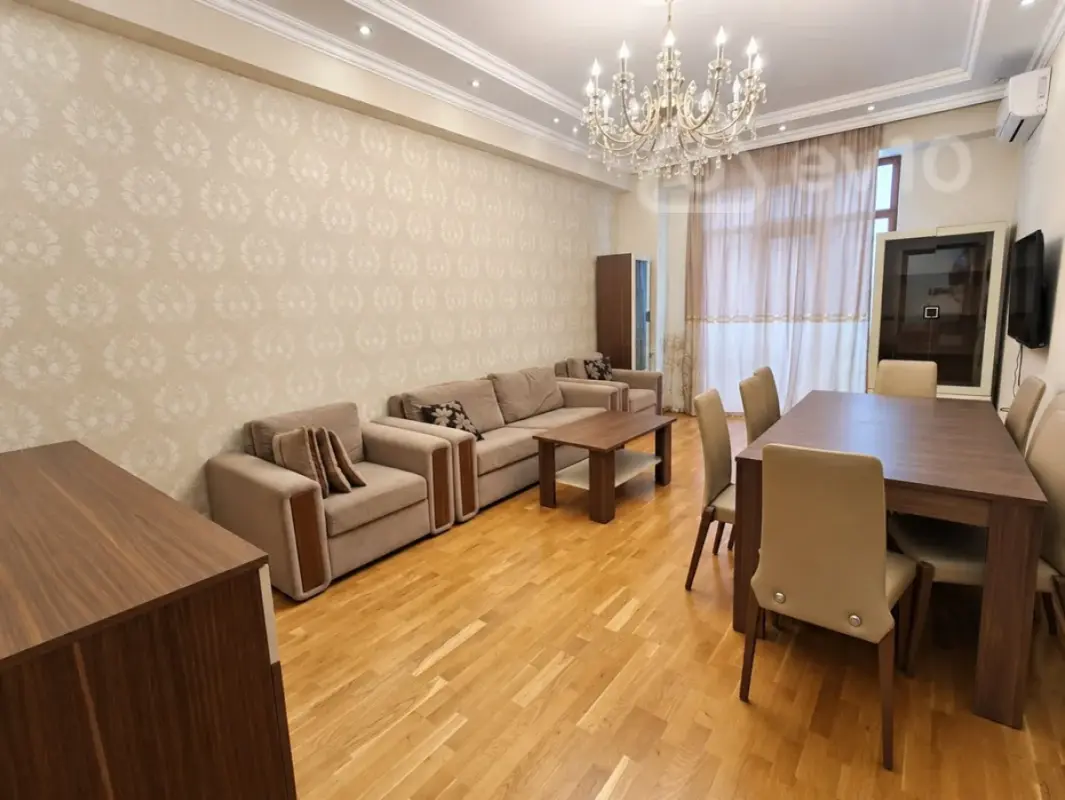 Kirayə verilir 3 otaqlı yeni tikili 110 m²