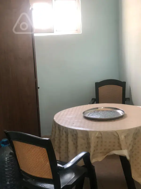 Kirayə verilir 1 otaqlı köhnə tikili 40 m²