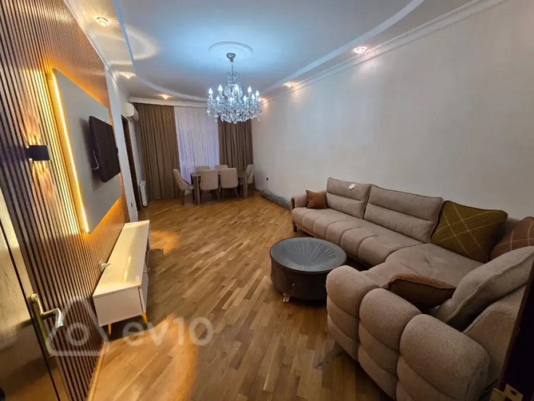 Kirayə verilir 2 otaqlı yeni tikili 70 m²
