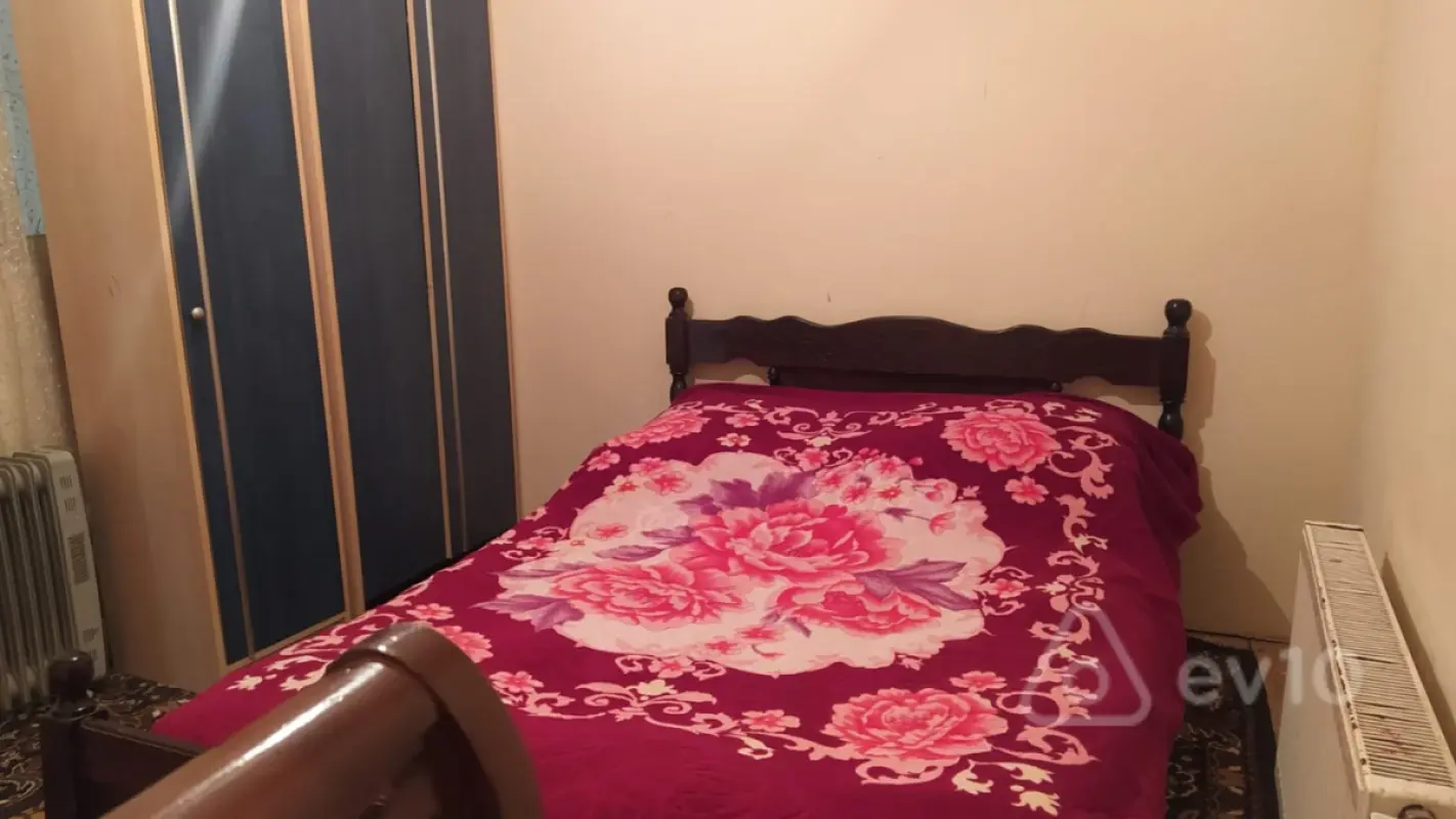 Kirayə verilir 2 otaqlı həyət evi 42 m²