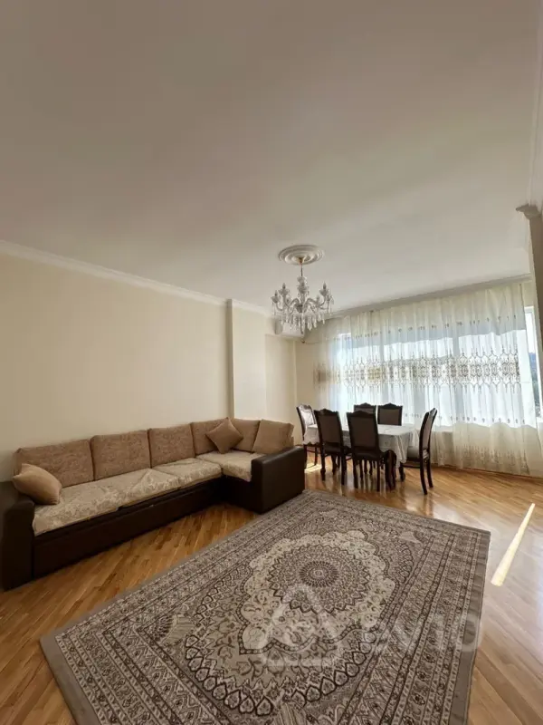 Kirayə verilir 2 otaqlı yeni tikili 82 m²