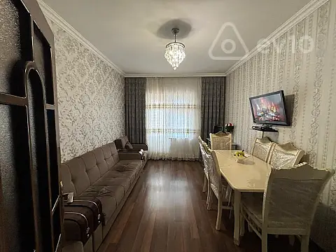 Satılır 4 otaqlı köhnə tikili 100 m² — Bakı, Yasamal 4 otaq 100.00 m²