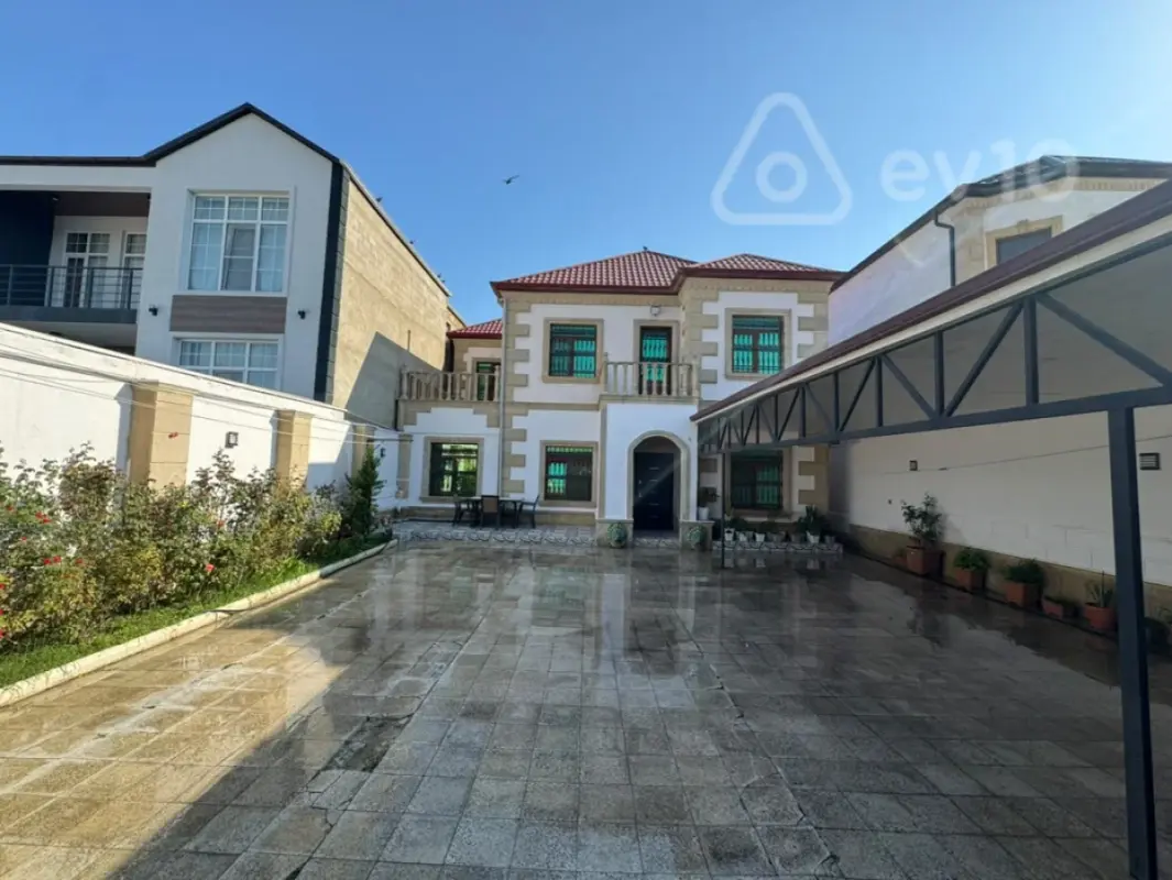 Satılır 5 otaqlı həyət evi 150 m²