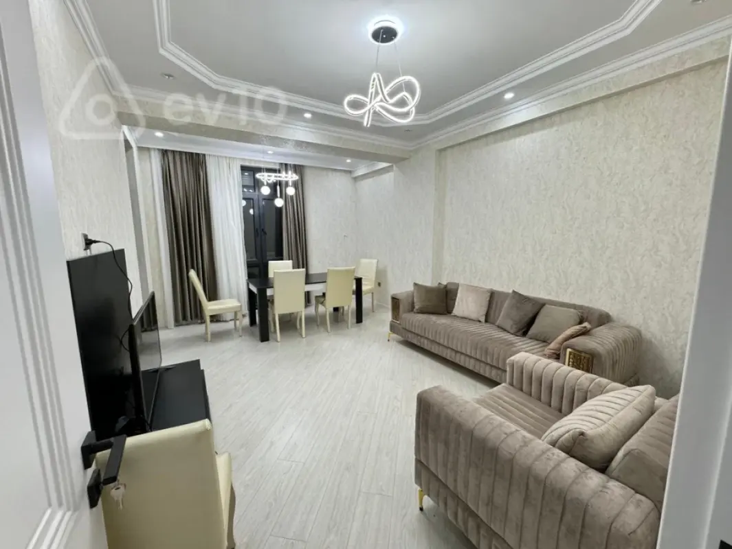 Kirayə verilir 2 otaqlı yeni tikili 70 m²