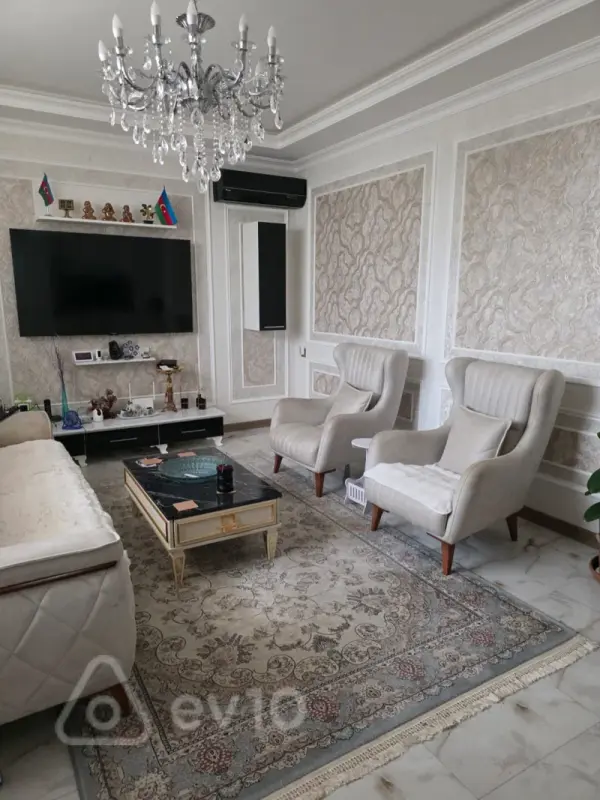 Satılır 5 otaqlı həyət evi 132 m²